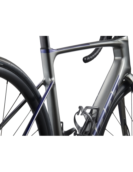 Road bike GIANT Defy Advanced 1, Charcoal/Milky Way (M/L)