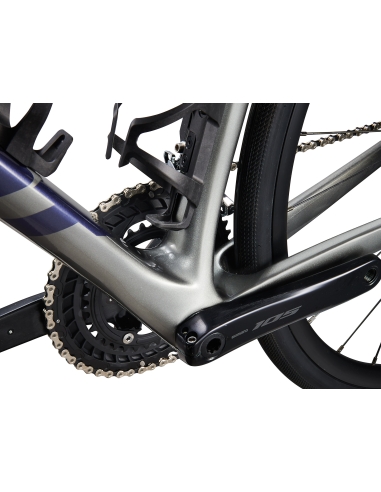 Maantiepyörä GIANT Defy Advanced 1, hiilenharmaa/Linnunrata (M/L)