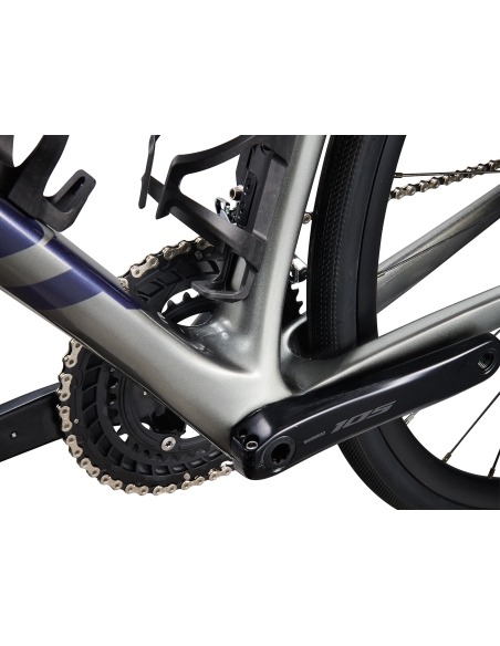 Maantiepyörä GIANT Defy Advanced 1, hiilenharmaa/Linnunrata (M/L)