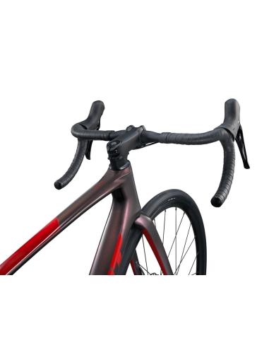 Шоссейный велосипед GIANT Defy Advanced 2, Tiger Red (L)
