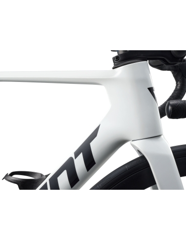 Шоссейный велосипед GIANT Propel Advanced 2 (2027) белый (M)