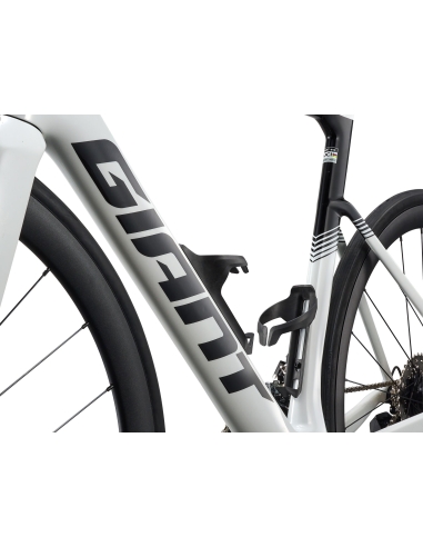Maantiepyörä GIANT Propel Advanced 2 (2027) Valkoinen (M/L)