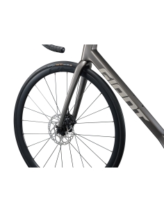 Шоссейный велосипед GIANT TCR Advanced 2 KOM (2026) Stealth Chrome (L) 2