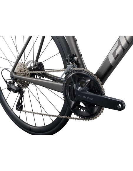 Road bike GIANT TCR Advanced 2 KOM (2026) Stealth Chrome (L)