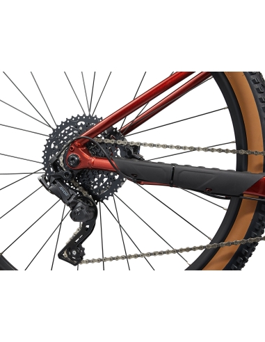 Naistenpyörä LIV Tempt 2, 29" Mars Dust (S)