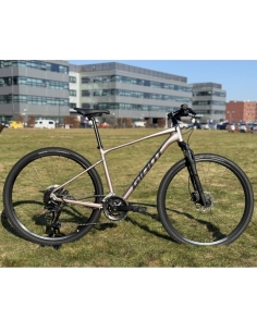 Велосипед GIANT Roam 3, цвет Shell White (M)